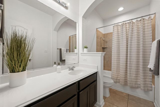 4924 Pyrenees PASS, Bee Cave, TX 78738