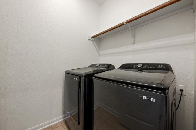 4924 Pyrenees PASS, Bee Cave, TX 78738