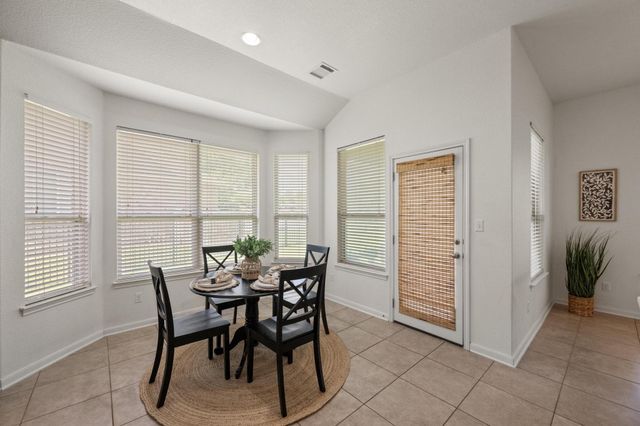 4924 Pyrenees PASS, Bee Cave, TX 78738