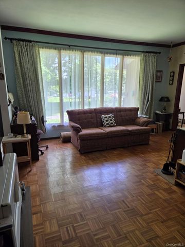 18 Old Sackett Road, Rock Hill, NY 12775