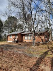 18 Old Sackett Road, Rock Hill, NY 12775