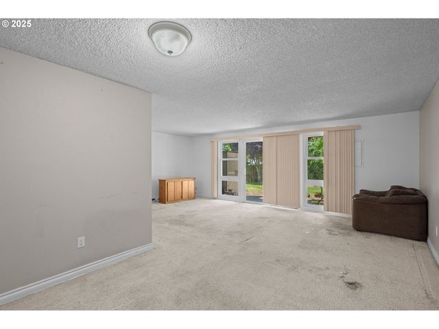 13600 Ne 18TH St, Vancouver, WA 98684