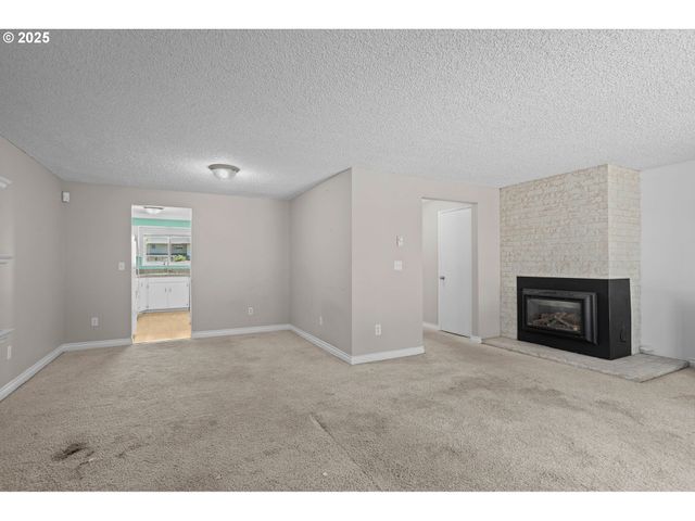 13600 Ne 18TH St, Vancouver, WA 98684