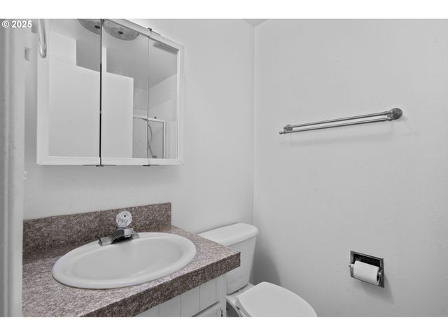 13600 Ne 18TH St, Vancouver, WA 98684