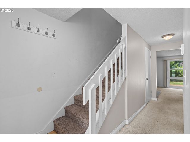13600 Ne 18TH St, Vancouver, WA 98684