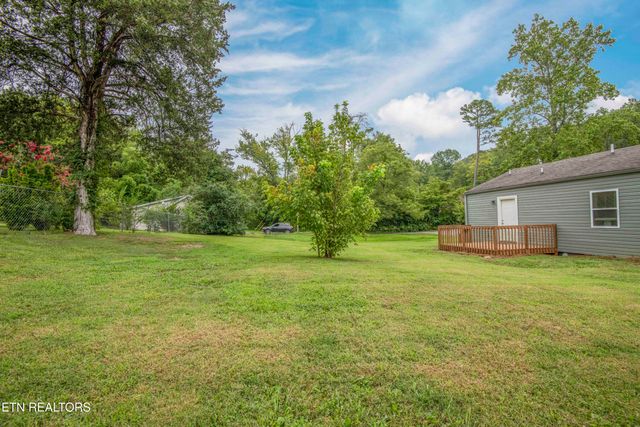 3917 NE Acorn Drive, Knoxville, TN 37918
