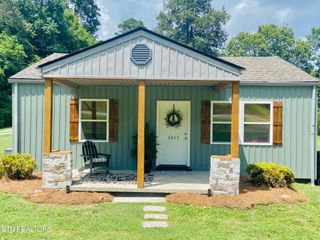 3917 NE Acorn Drive, Knoxville, TN 37918