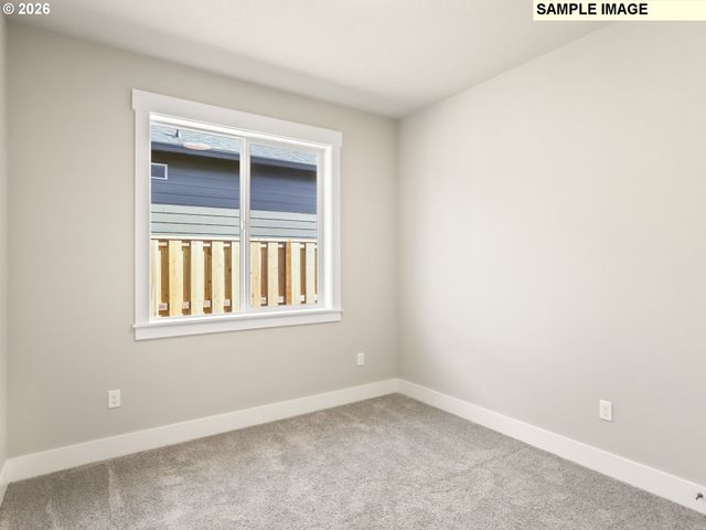 2221 E JUNIPER Cir 15, La Center, WA 98629