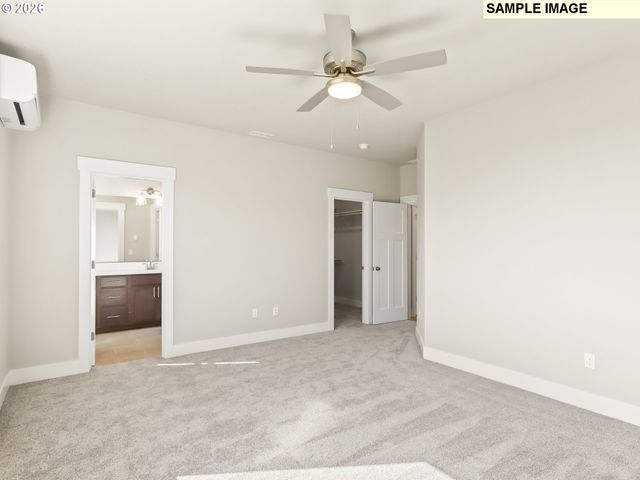 2221 E JUNIPER Cir 15, La Center, WA 98629