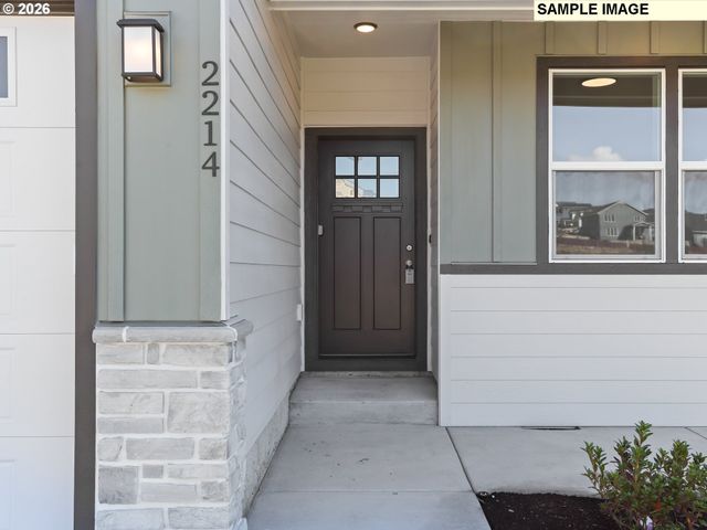 2221 E JUNIPER Cir 15, La Center, WA 98629