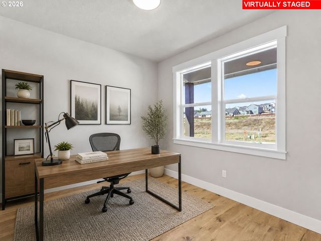 2221 E JUNIPER Cir 15, La Center, WA 98629