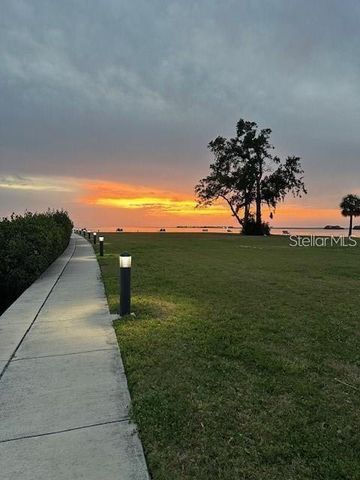 514 WINDRUSH BAY DRIVE 514, Tarpon Springs, FL 34689