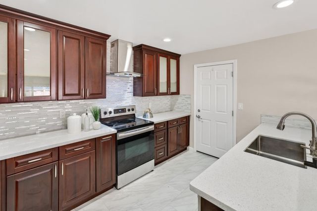 650 Vasona Street, Milpitas, CA 95035