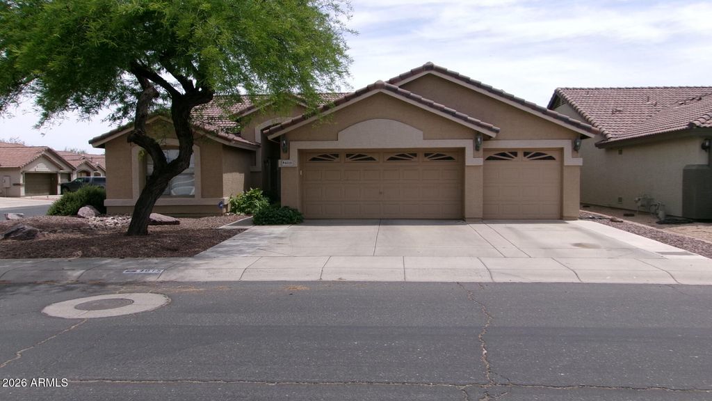 4015 W Menadota Drive, Glendale, AZ 85308 — exterior