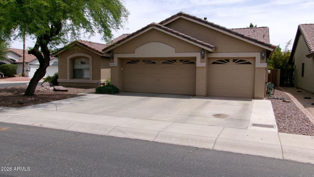 4015 W Menadota Drive, Glendale, AZ 85308 — photo 2