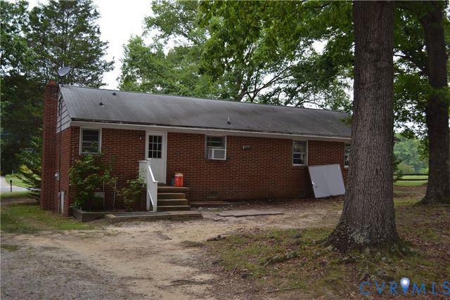 5531 Claridge Dr, Chesterfield, VA 23832