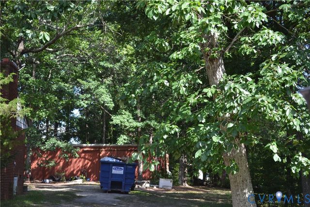 5531 Claridge Dr, Chesterfield, VA 23832