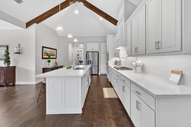 7533 Vista Bella Way, Fort Worth, TX 76123