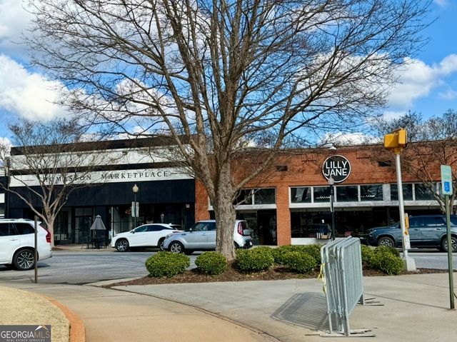 40 Edgewood Avenue, Thomaston, GA 30286