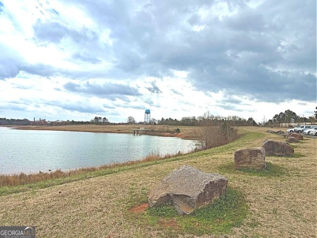 40 Edgewood Avenue, Thomaston, GA 30286