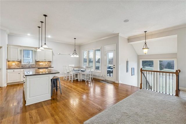 15002 S Glen Eyrie Street, Olathe, KS 66061