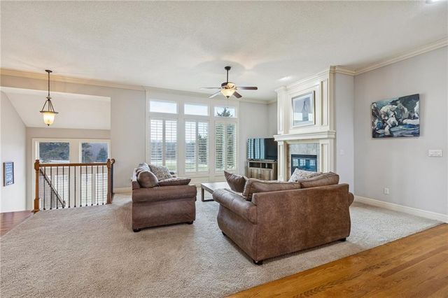 15002 S Glen Eyrie Street, Olathe, KS 66061