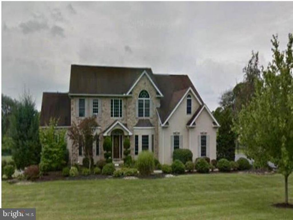 2147 TERRY RD, Nazareth, PA 18064