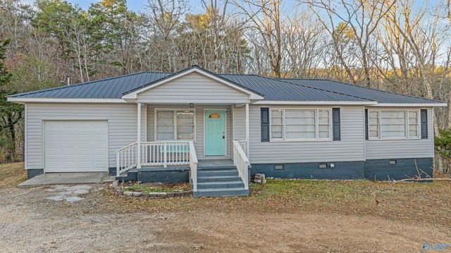 411 15th Street SW, Fort Payne, AL 35967