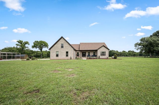 209 Adams Ln, Bell Buckle, TN 37020
