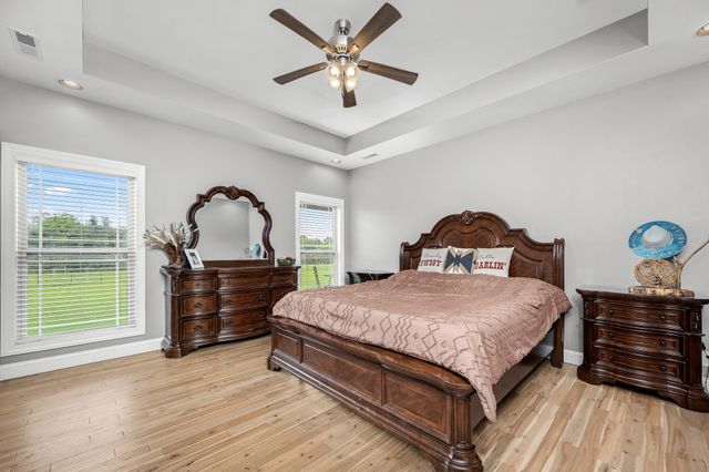 209 Adams Ln, Bell Buckle, TN 37020