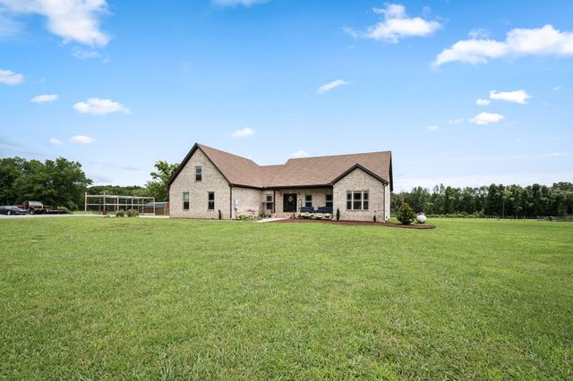 209 Adams Ln, Bell Buckle, TN 37020