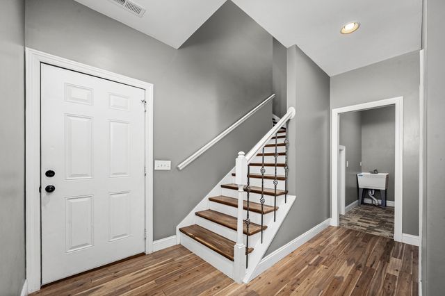 209 Adams Ln, Bell Buckle, TN 37020