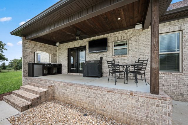 209 Adams Ln, Bell Buckle, TN 37020