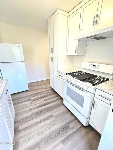 2974 Sherwin Avenue, Ventura, CA 93003