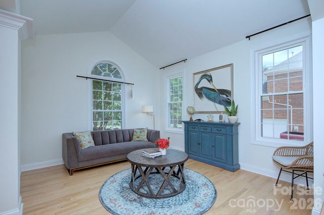 7005 Shadow Rock Court, Matthews, NC 28104