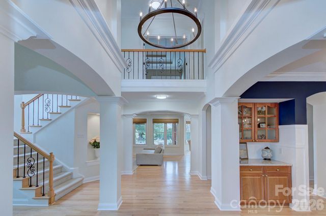 7005 Shadow Rock Court, Matthews, NC 28104