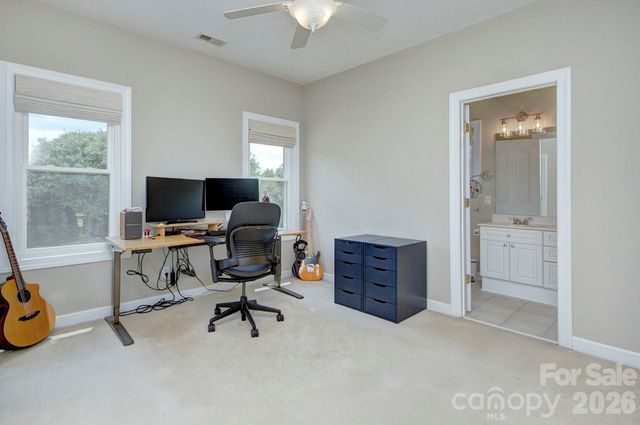 7005 Shadow Rock Court, Matthews, NC 28104