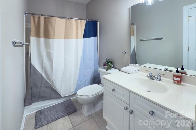 7005 Shadow Rock Court, Matthews, NC 28104