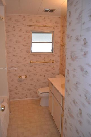 1620 SW 64th Way H, Boca Raton, FL 33428