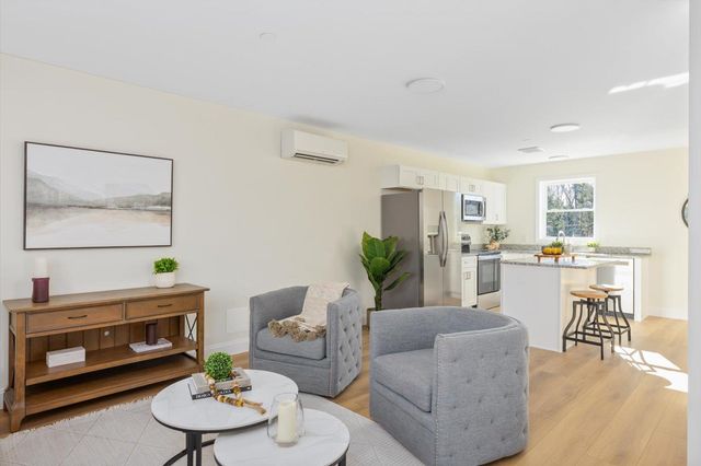 29 Lucy Lane, Peterborough, NH 03458