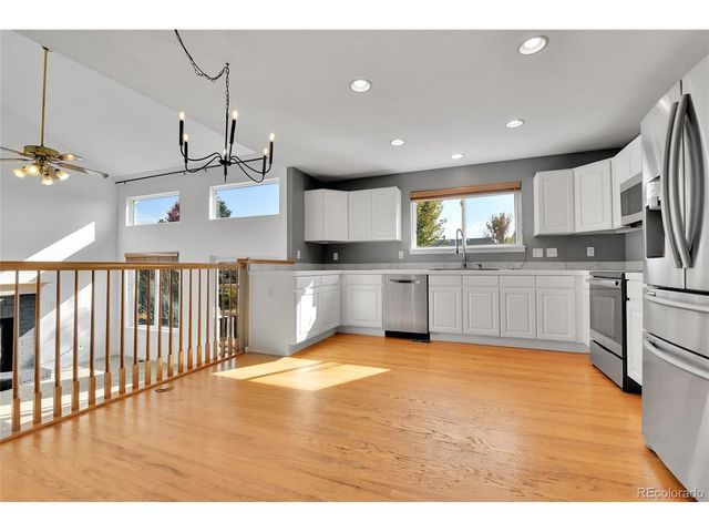 21806 E Berry Pl, Centennial, CO 80015