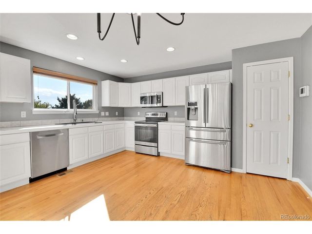 21806 E Berry Pl, Centennial, CO 80015