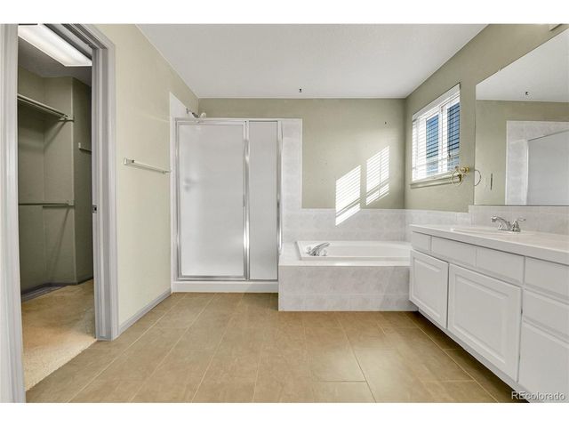 21806 E Berry Pl, Centennial, CO 80015