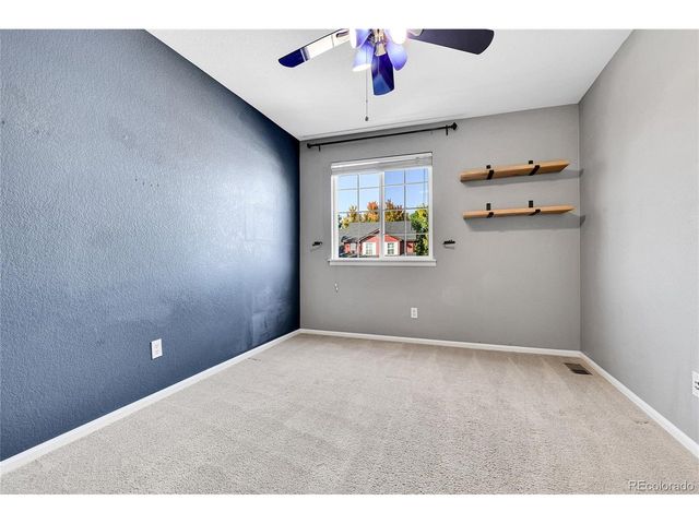 21806 E Berry Pl, Centennial, CO 80015