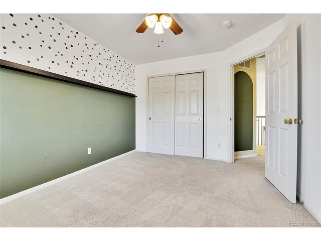 21806 E Berry Pl, Centennial, CO 80015