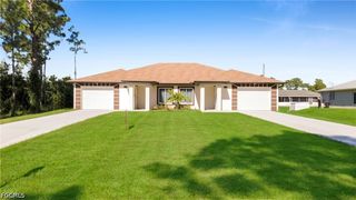 901A/901B Albany AVE, Lehigh Acres, FL 33971