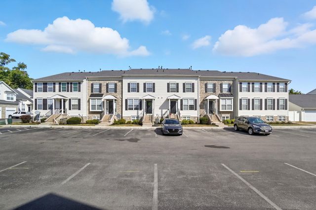 388 Oxford Oak Drive, Blacklick, OH 43004