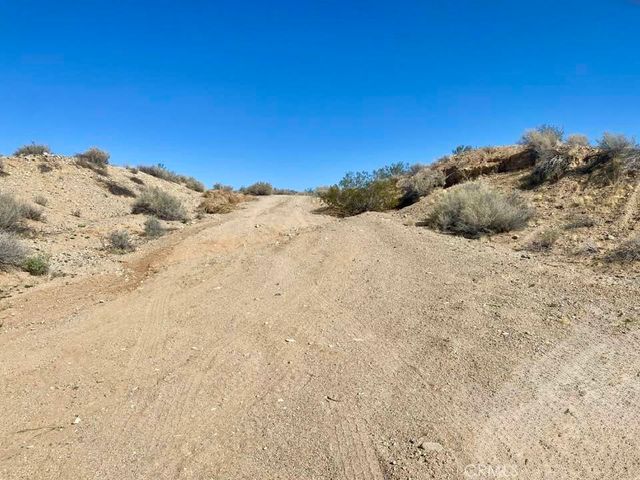 0 -Wrangler Road, Helendale, CA 92342