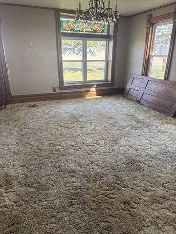 19381 Luther Road, Sterling, IL 61081