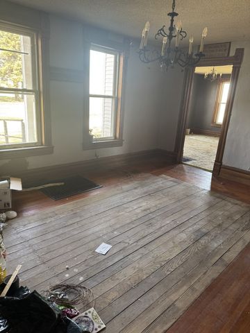 19381 Luther Road, Sterling, IL 61081